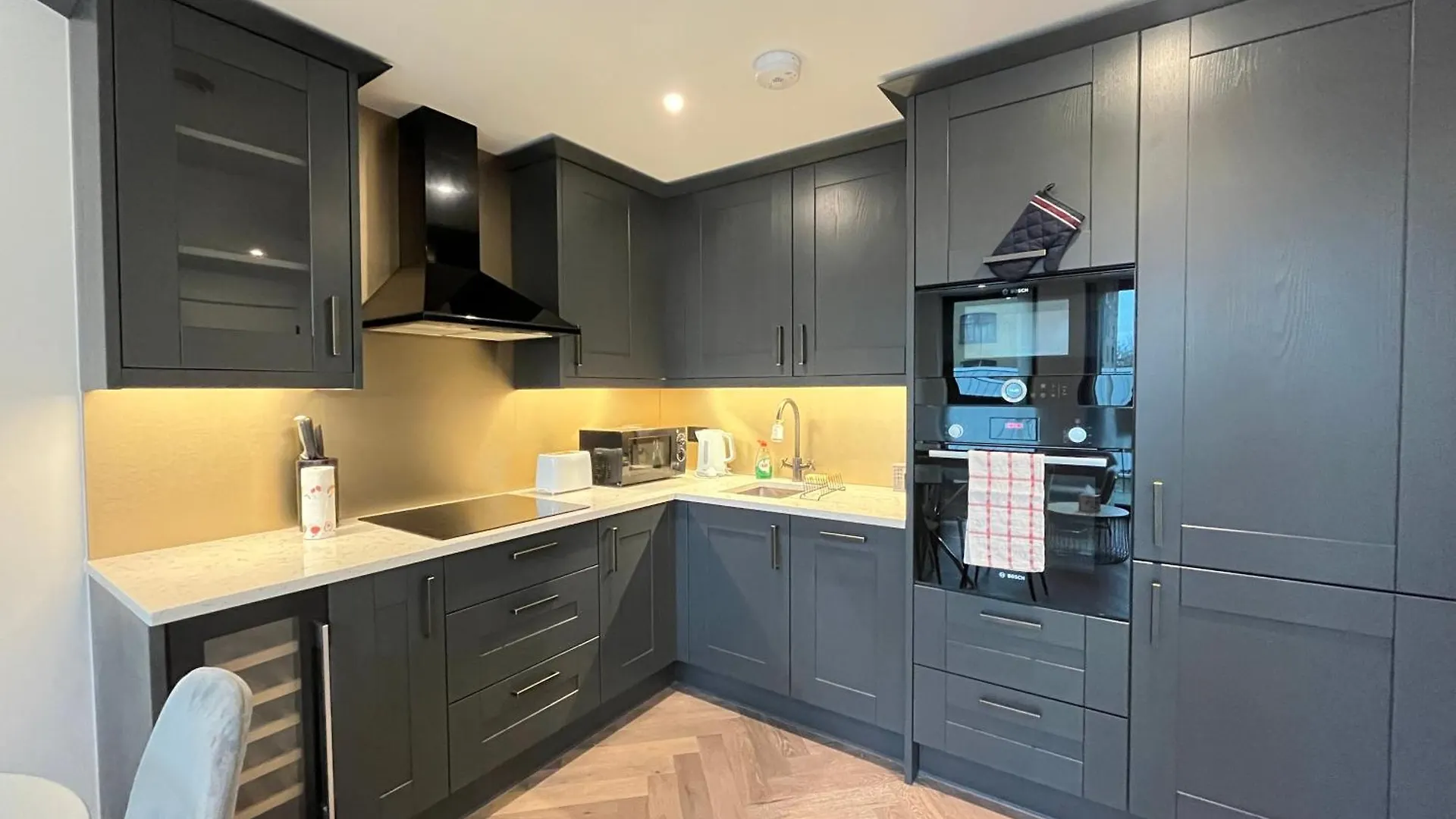 Whole Spacious New 1 Bed Flat Near Tower Bridge London 0*,  United Kingdom