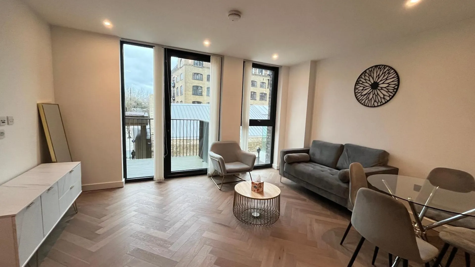 Apartment Whole Spacious New 1 Bed Flat Near Tower Bridge London