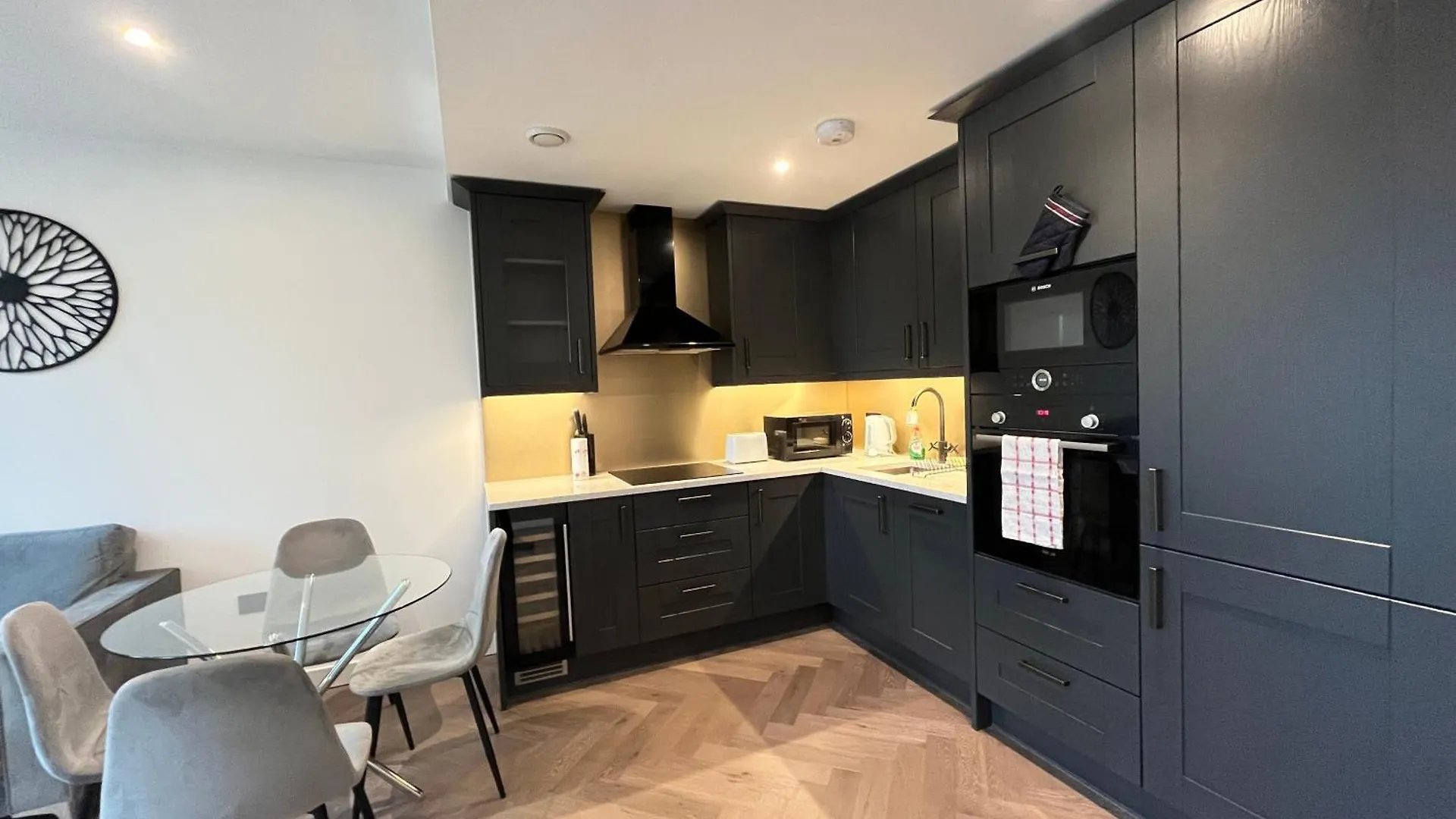 Whole Spacious New 1 Bed Flat Near Tower Bridge London Apartment